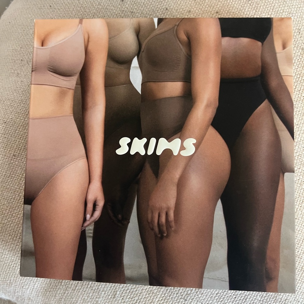4 Assorted SKIMS $100 (Bralette, Control Briefs, etc) - Picture 1 of 16